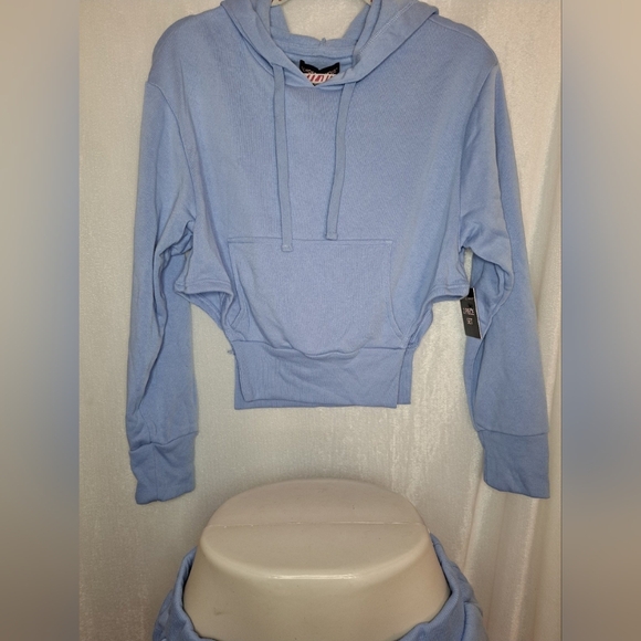 JOGGER SET - Picture 2 of 7